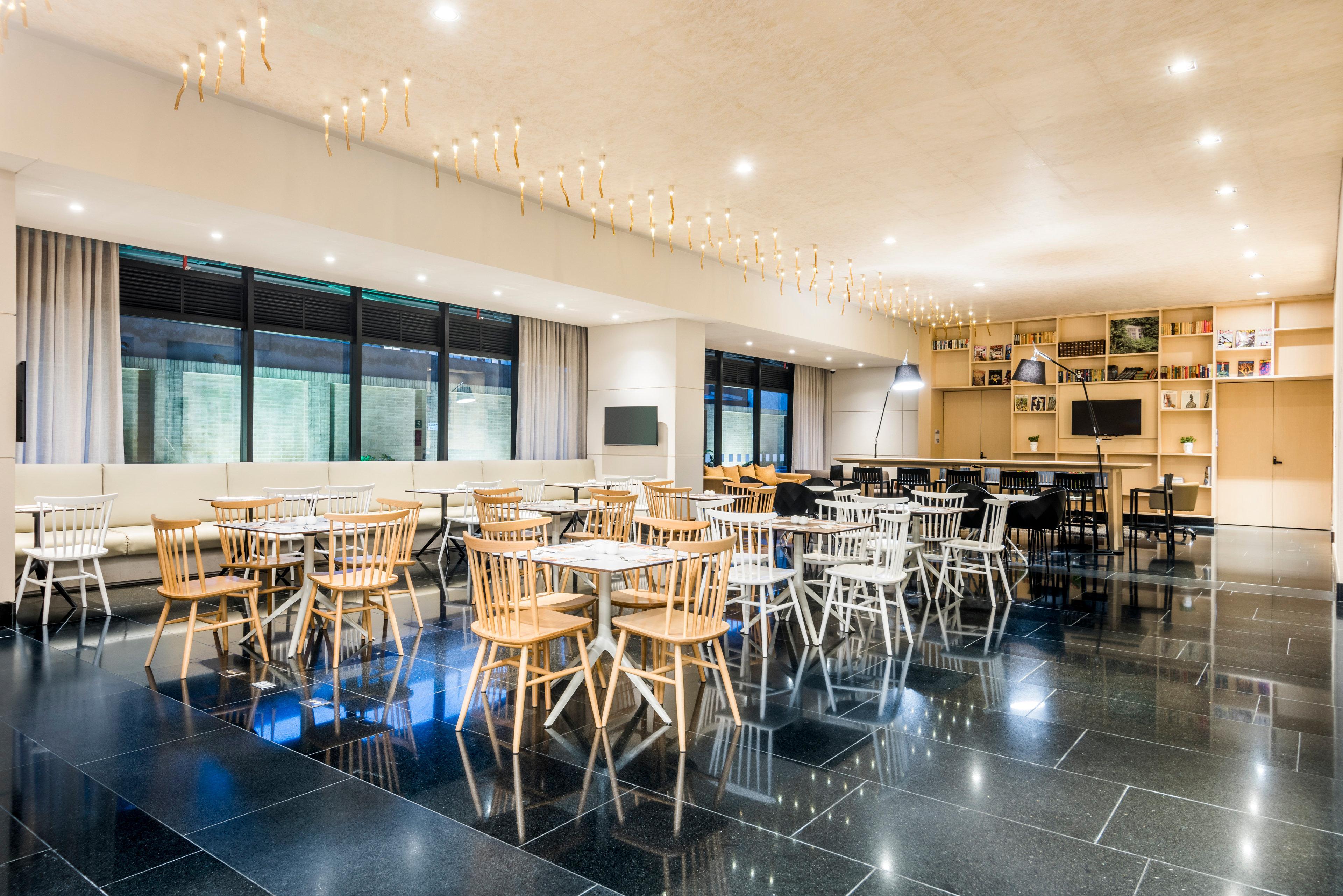 Hotel Express & Zona Financiera By Ihg