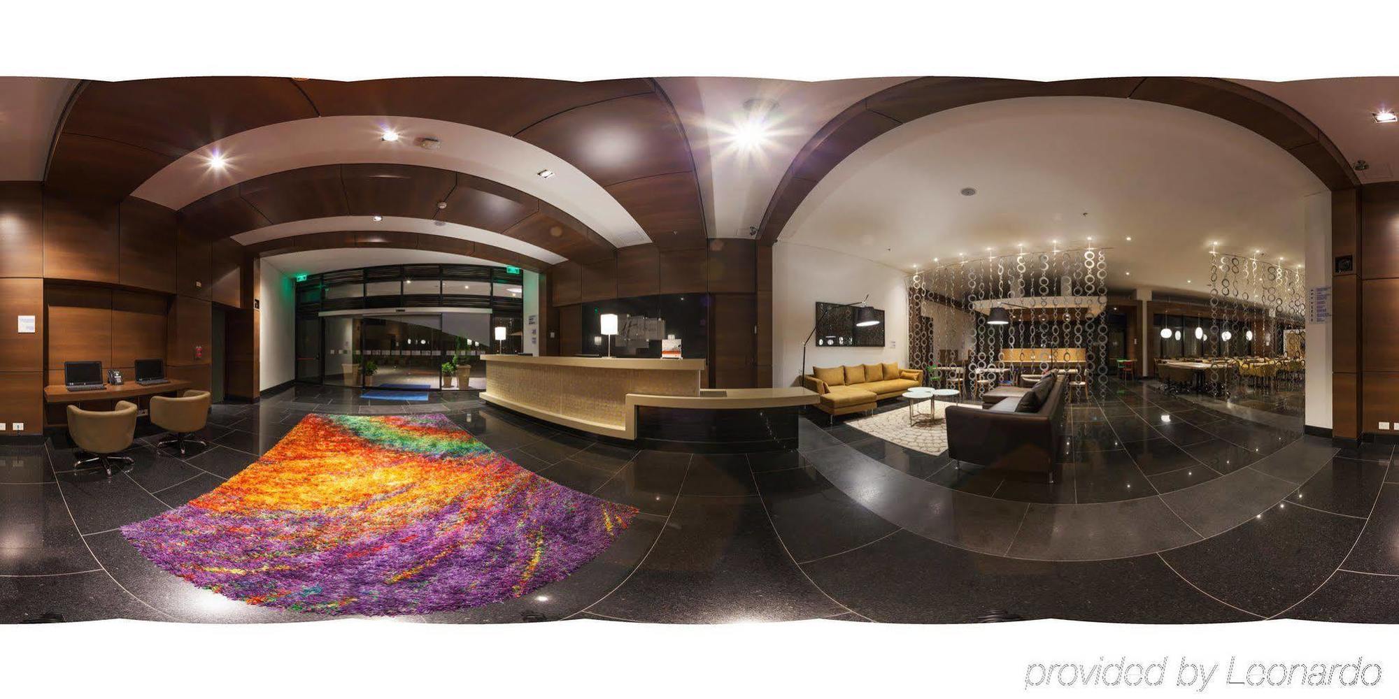 Express&suites Zona Financiera, An Ihg Bogotá