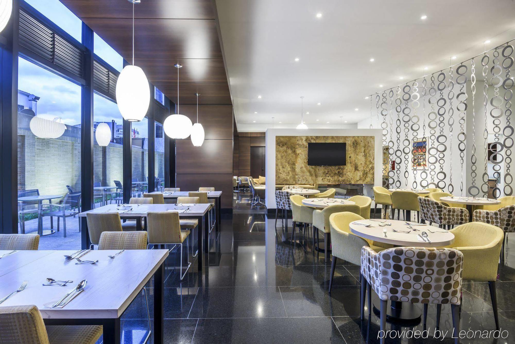 Express & Zona Financiera By Ihg Hotel 4*
